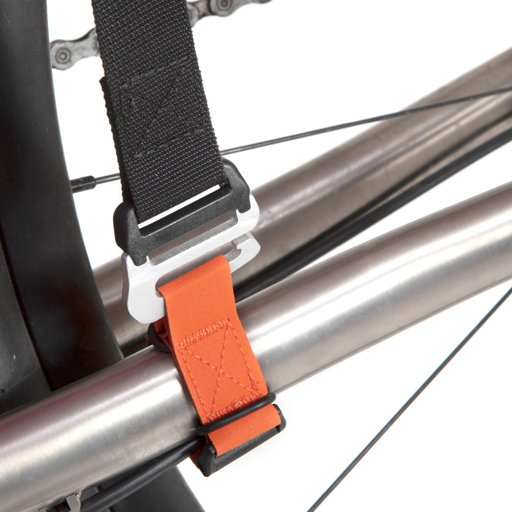 Restrap Hike A Bike Harness - valjaat pyörän kantamiseen