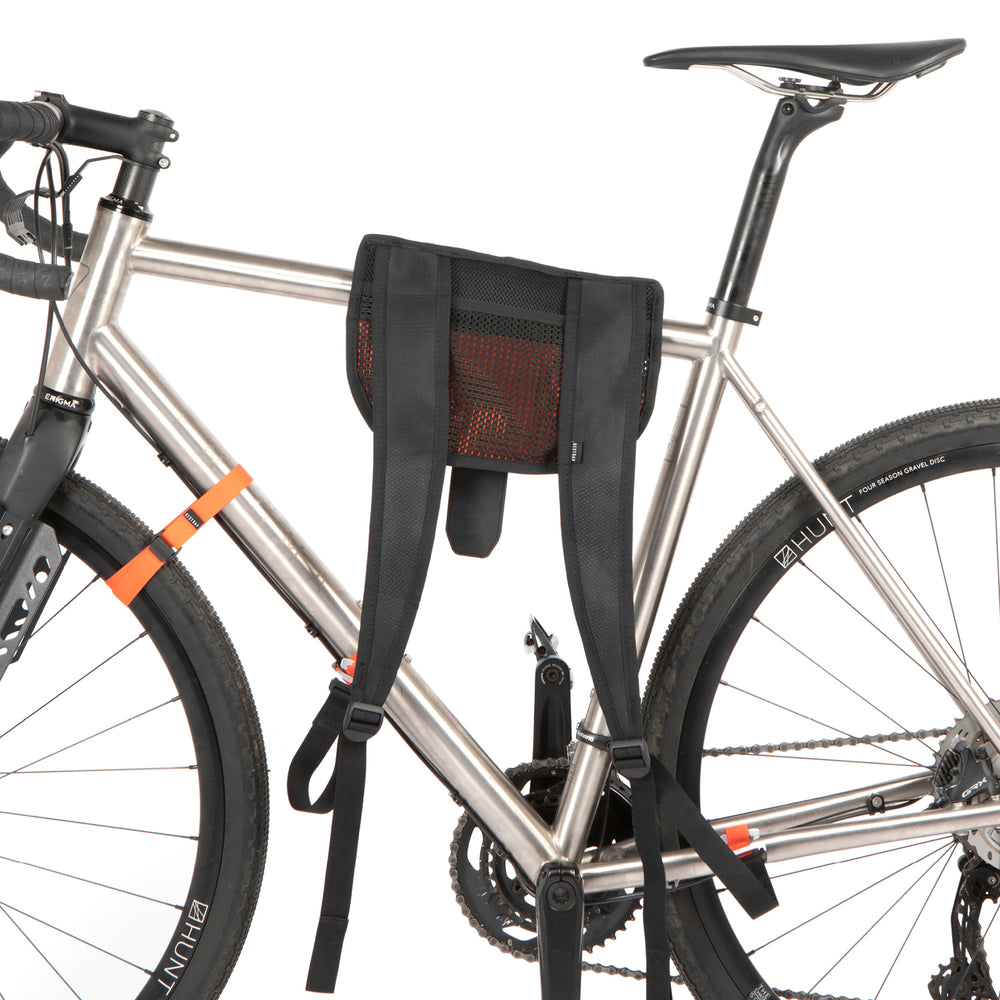 Restrap Hike A Bike Harness - valjaat pyörän kantamiseen