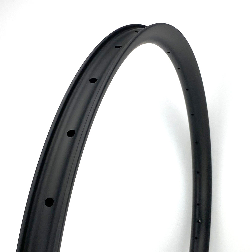 NXT27XD39 27,5" 39mm leveä hiilikuitukehä Hookless DH 32H