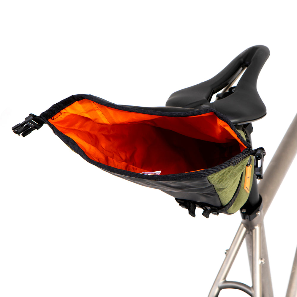 Restrap Saddle Pack - satulalaukku 2,5 L