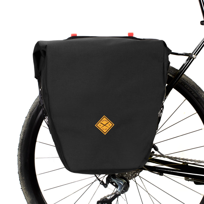 Restrap Pannier Large - 22 litran sivulaukku