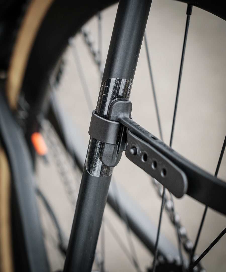Ass Savers Win Wing 2 Gravel Black Dots